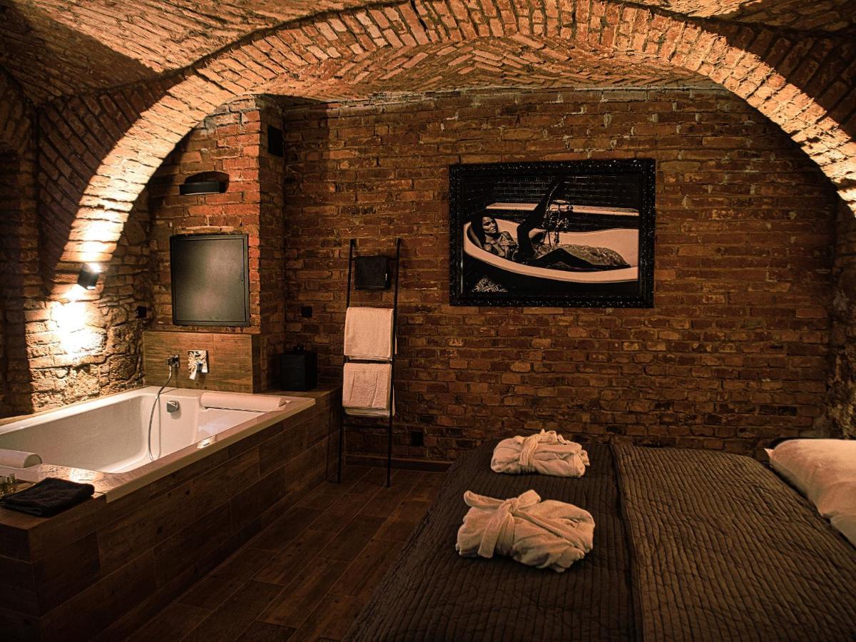 Wellness Gallery Apartments Liberec Bagian luar foto
