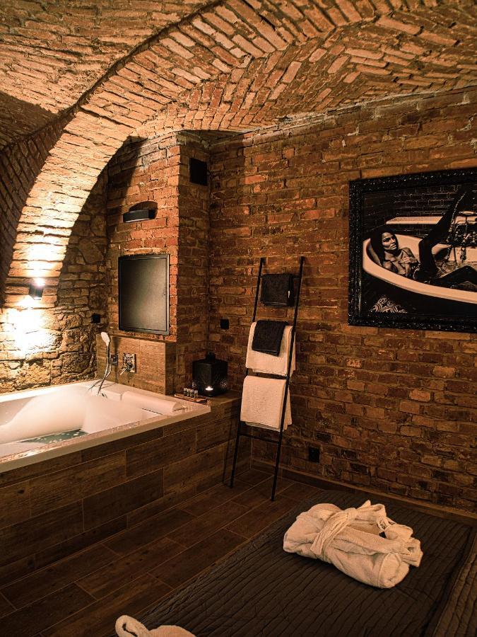 Wellness Gallery Apartments Liberec Bagian luar foto