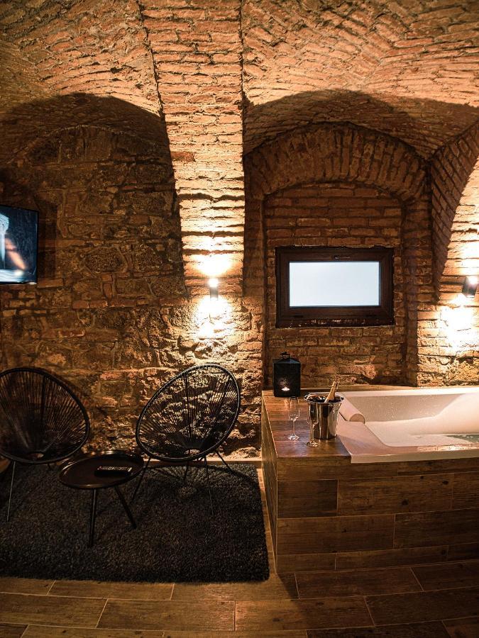 Wellness Gallery Apartments Liberec Bagian luar foto